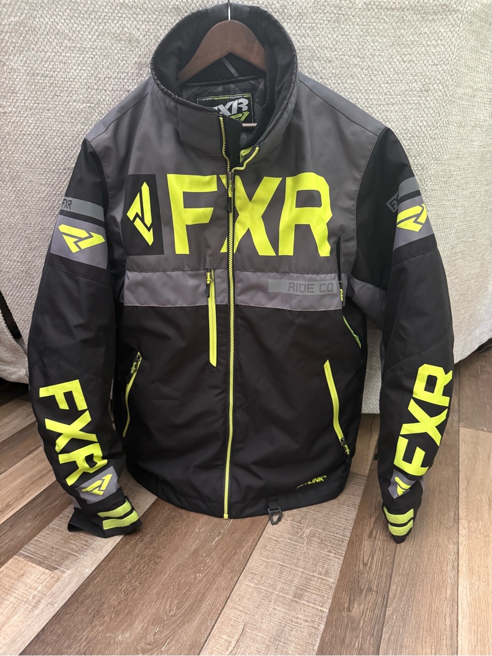 Men’s Black & Neon Yellow Insulated Jacket